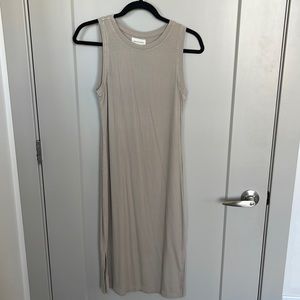 Comfy Ribbed Midi Dress